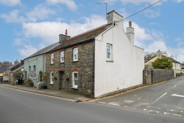 High Street, Solva, SA62 6TE