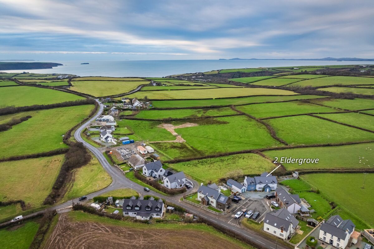 2 Eldergrove, Broad Haven, SA62 3GA