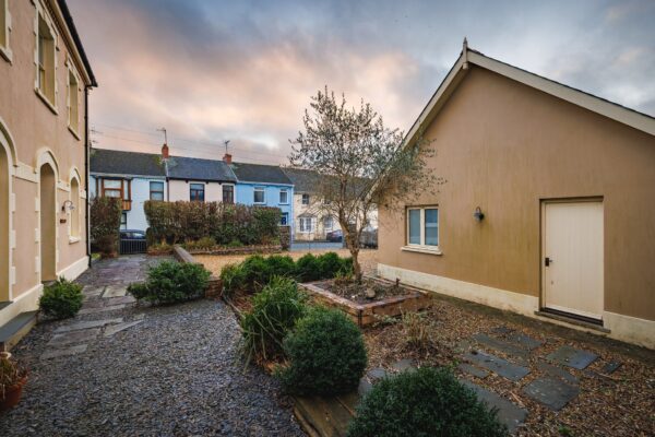 Weston Lodge, SA70 7LL