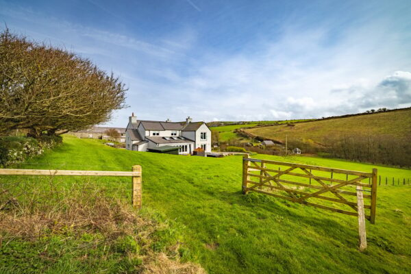 Yr Hendre, SA43 3LY