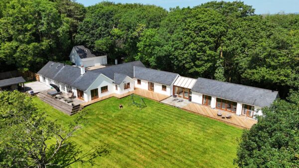 The Retreat, SA69 9DD