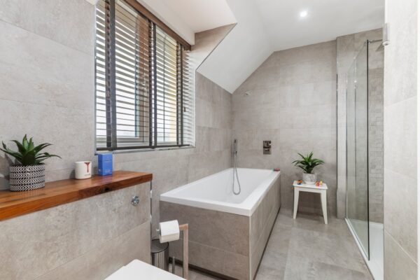 4 Honeysuckle Hollow, SA62 6LF
