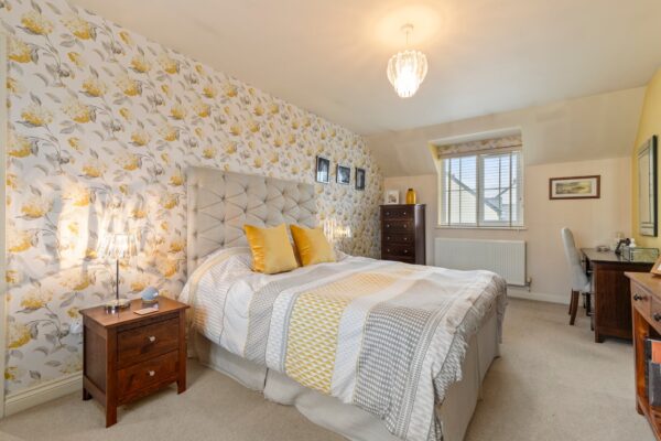 4 Honeysuckle Hollow, SA62 6LF