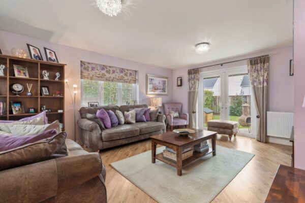4 Honeysuckle Hollow, SA62 6LF