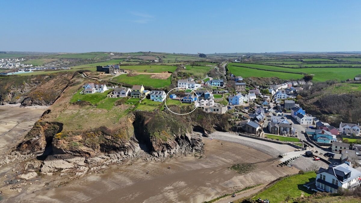 Settlands Hill, Little Haven, SA62 3LA
