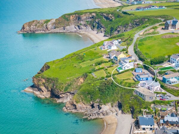 Settlands Hill, Little Haven, SA62 3LA