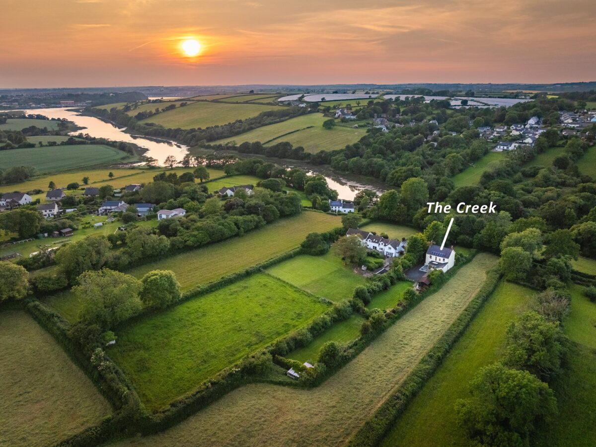 The Creek, SA72 4SD