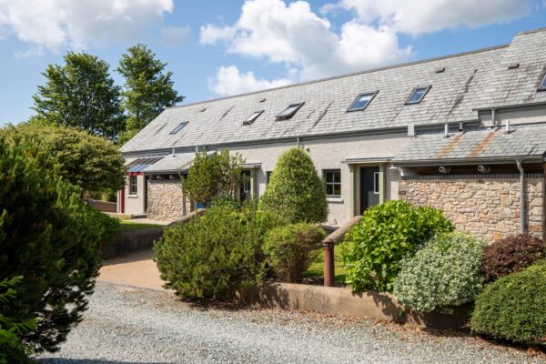 Dolmenyn, SA70 8NT