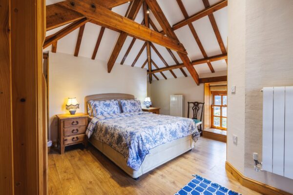 Lyserry Barns, SA71 5DT