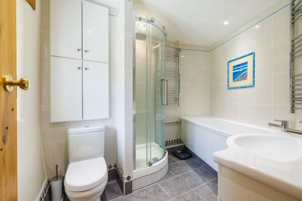 Lyserry Barns, SA71 5DT