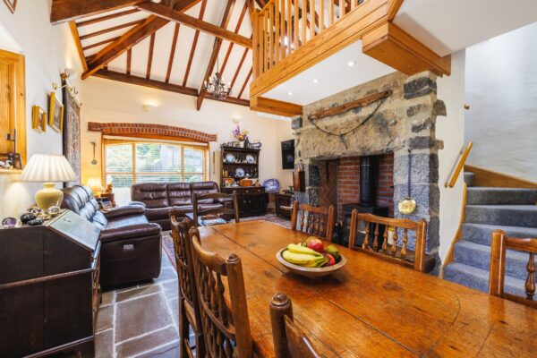 Lyserry Barns, SA71 5DT