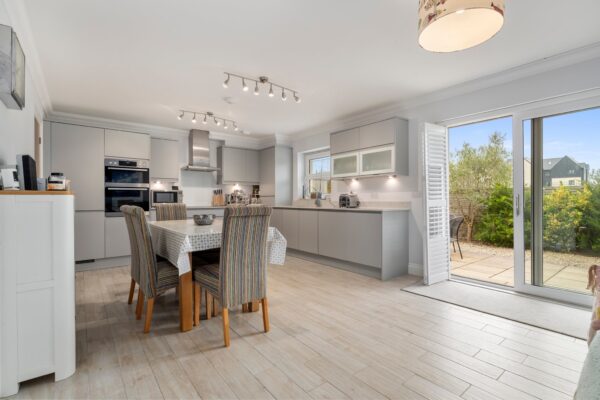 Cottage Mews, Tenby, SA70 7EN