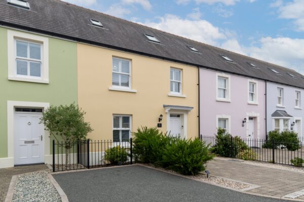 Cottage Mews, Tenby, SA70 7EN