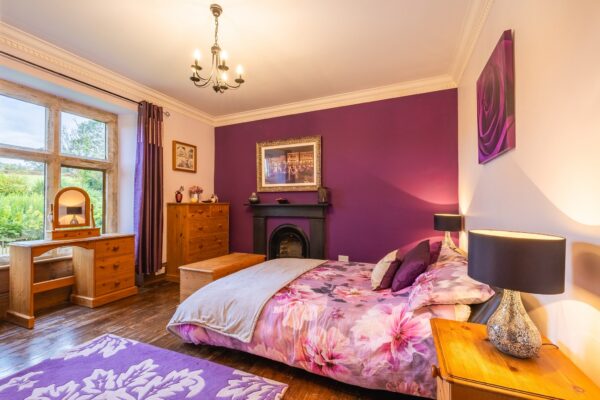 Ficerdy Manor, SA18 3JB