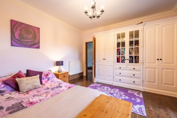 Ficerdy Manor, SA18 3JB