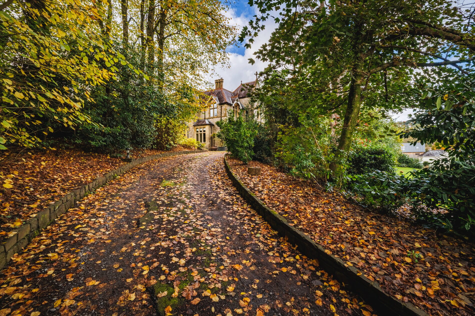 Ficerdy Manor, SA18 3JB