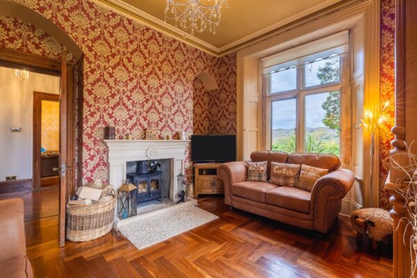 Ficerdy Manor, SA18 3JB