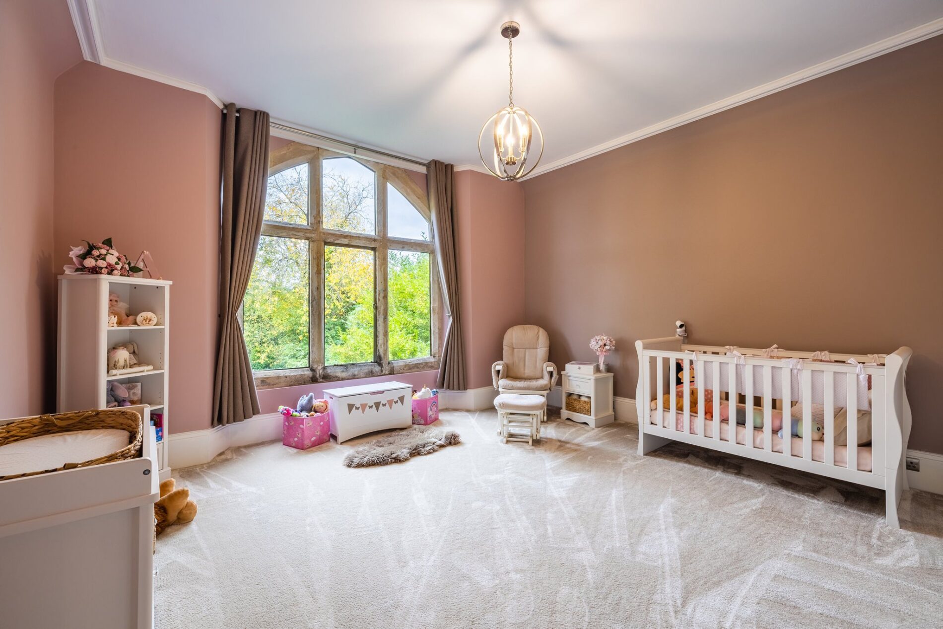 Ficerdy Manor, SA18 3JB