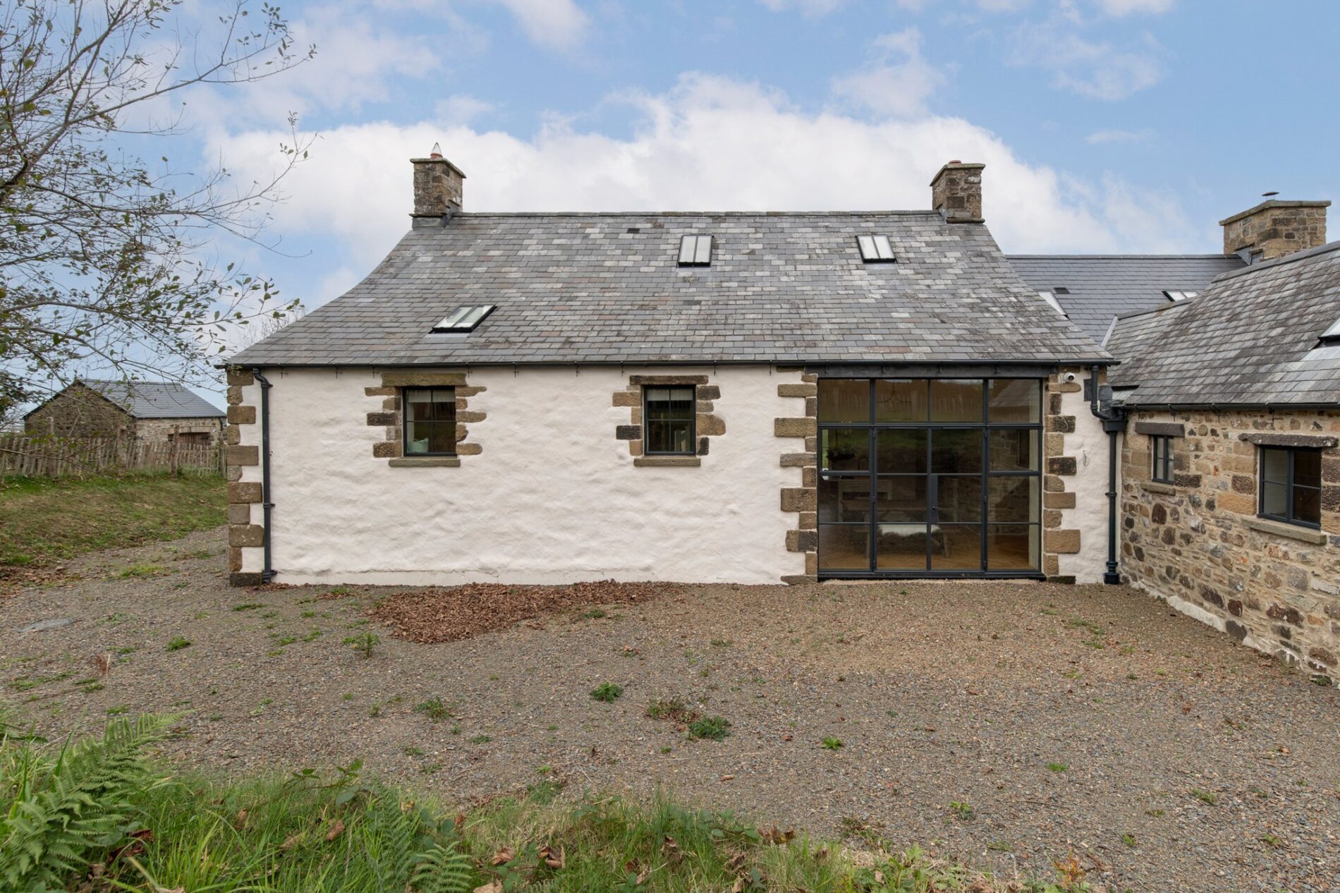 Trearched Farmhouse, SA62 5JP