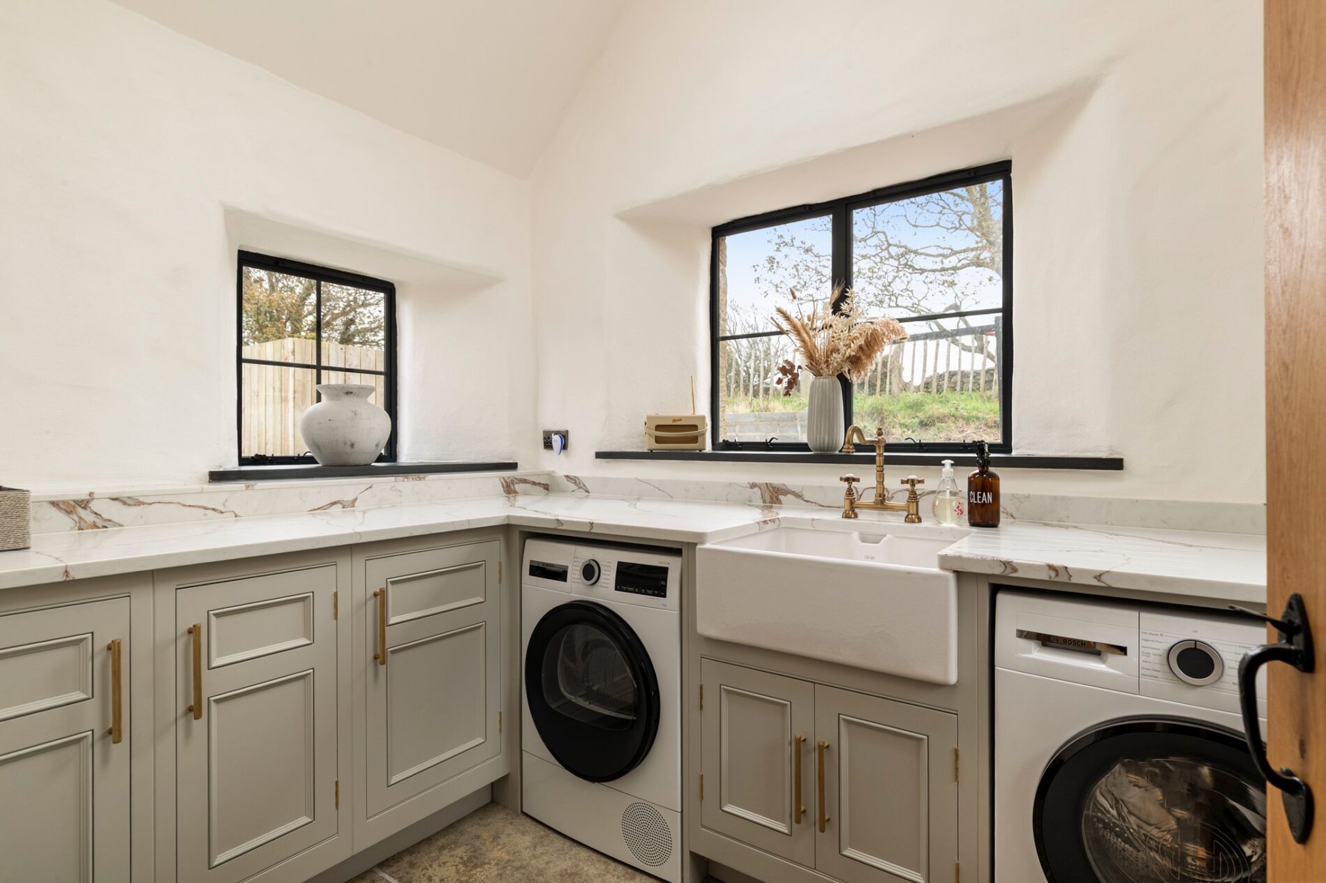 Trearched Farmhouse, SA62 5JP