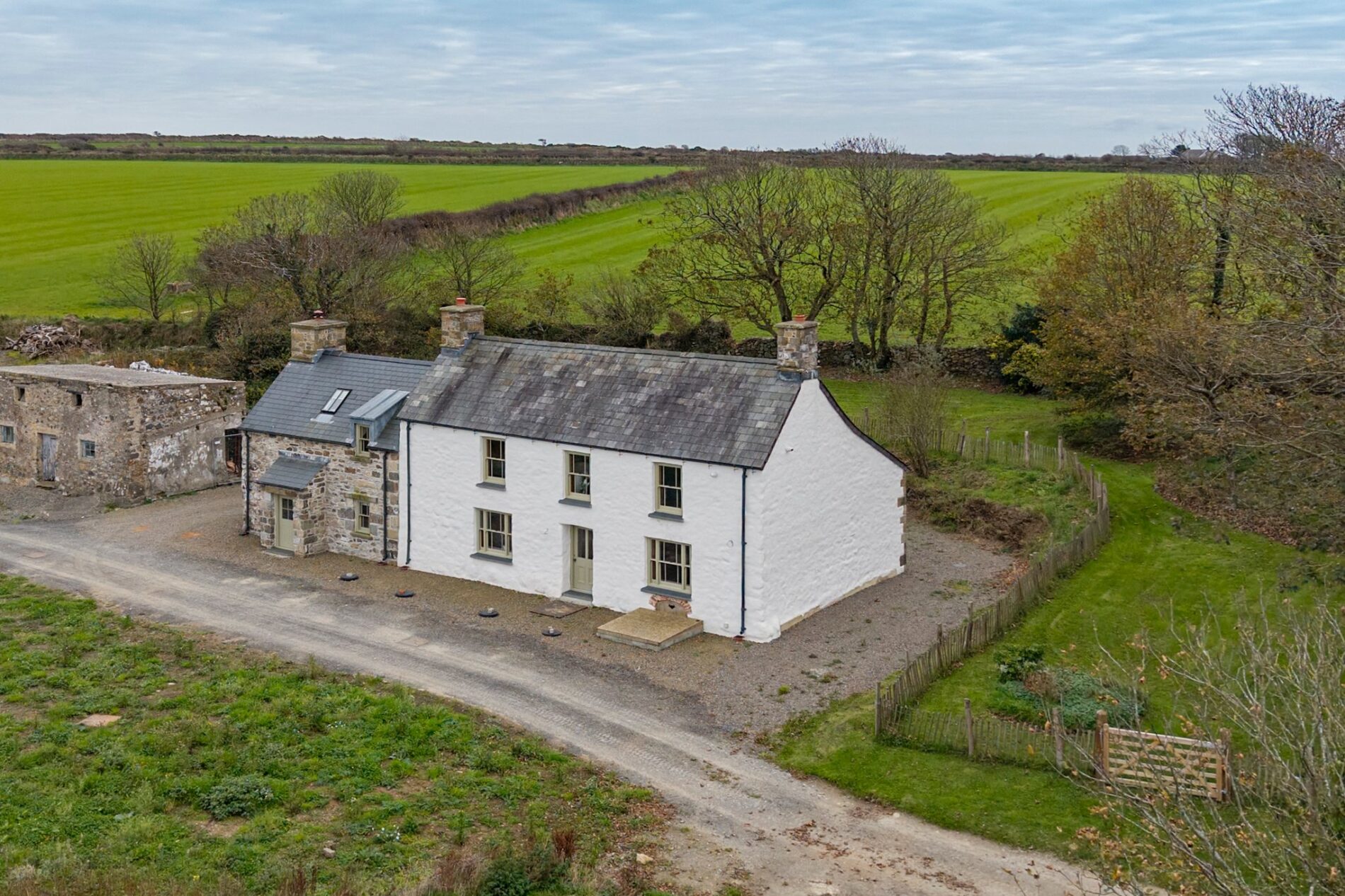 Trearched Farmhouse, SA62 5JP