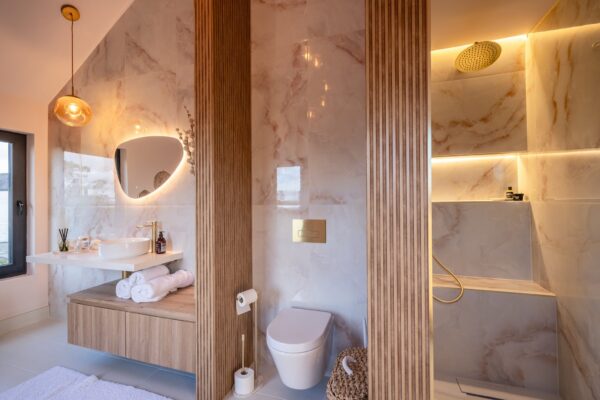 Halldown Farm, SA33 4QS