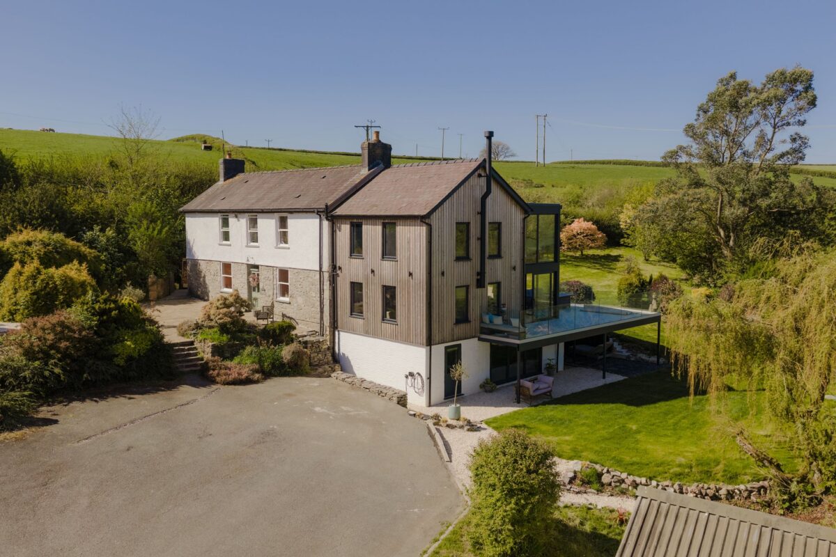 Halldown Farm, SA33 4QS