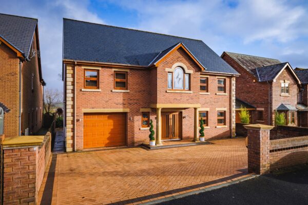 Aber Llwchwr, Llangennech, SA14 8AH