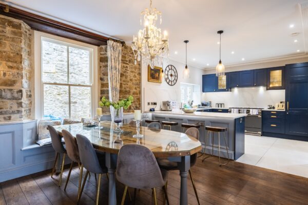 Rhodewood Lodge, SA69 9NU