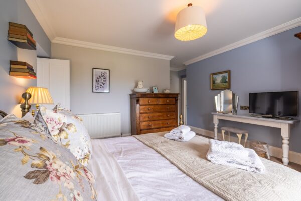 Rhodewood Lodge, SA69 9NU