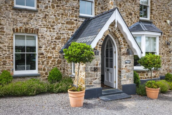 Rhodewood Lodge, SA69 9NU