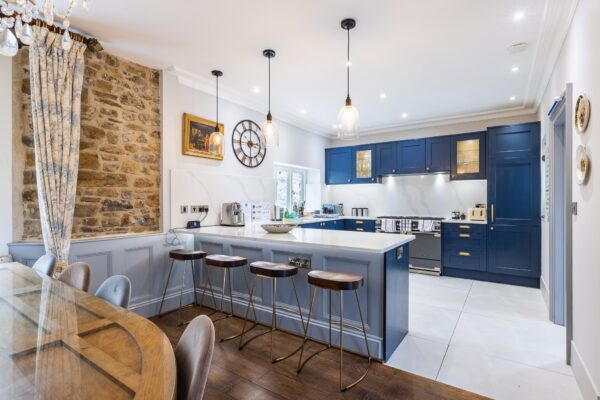 Rhodewood Lodge, SA69 9NU