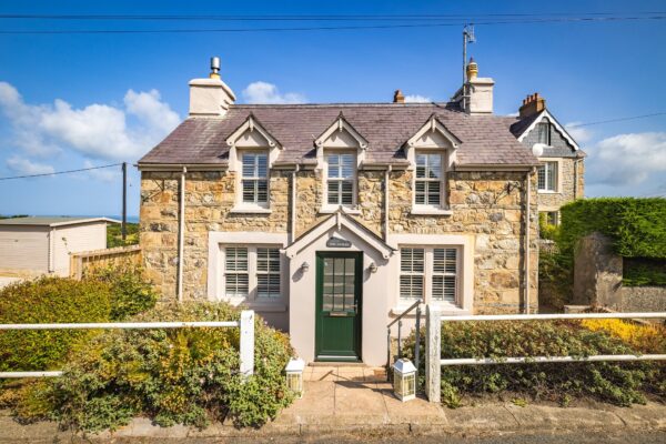 The Gables, SA42 0UF