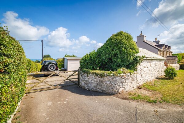 The Gables, SA42 0UF