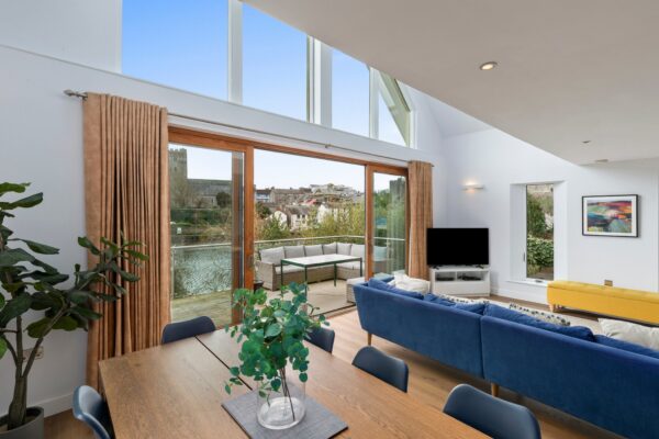 Paradise Row, Pembroke, SA71 4NX