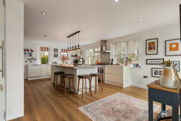 Paradise Row, Pembroke, SA71 4NX