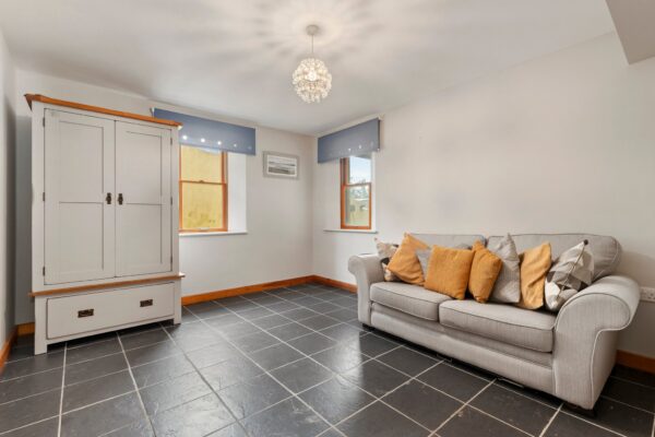 Paradise Row, Pembroke, SA71 4NX