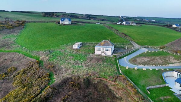 Bella Vista, SA62 6AS