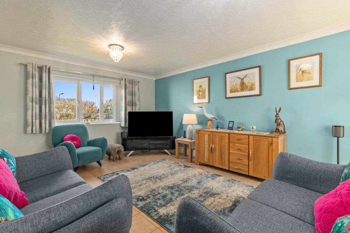 West Bay Close, Pembroke, SA71 5AW