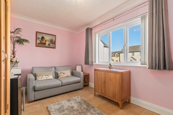 West Bay Close, Pembroke, SA71 5AW