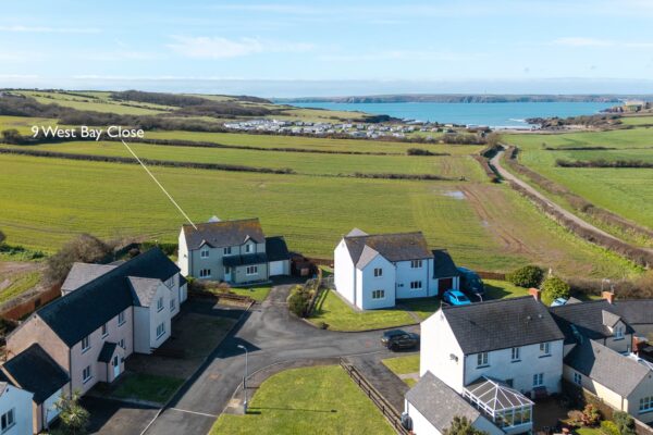 West Bay Close, Pembroke, SA71 5AW