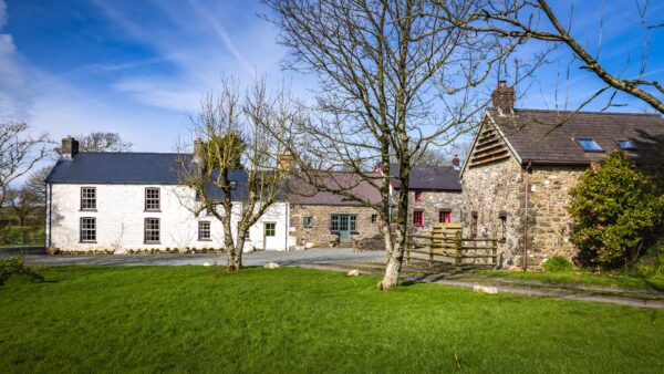 Llanddinog Old Farmhouse, SA62 6NA