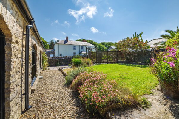 The Byre & Granary Cottage, Lyserry Barns, SA71 5DT