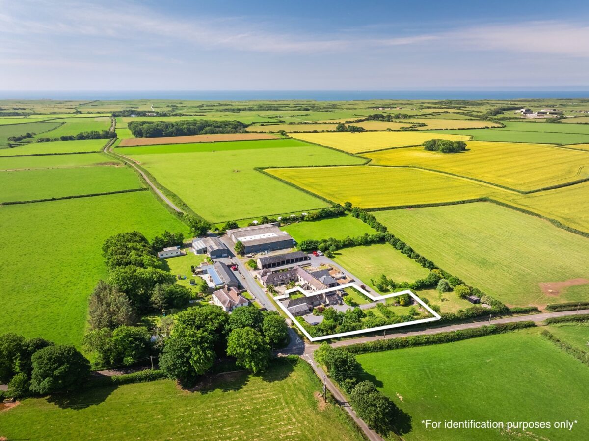 The Byre & Granary Cottage, Lyserry Barns, SA71 5DT