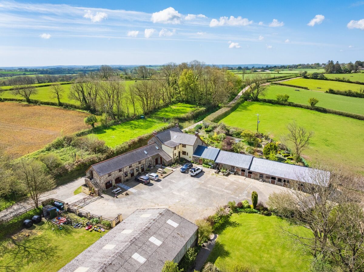 Longlands, SA62 4QB
