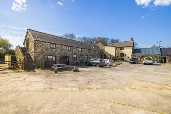 Longlands, SA62 4QB
