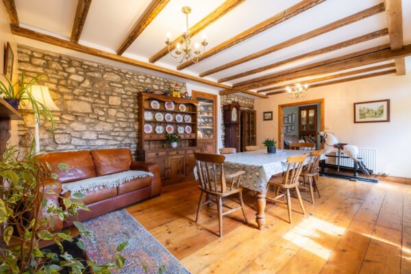 Longlands, SA62 4QB