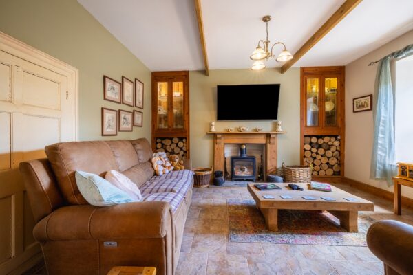 Longlands, SA62 4QB