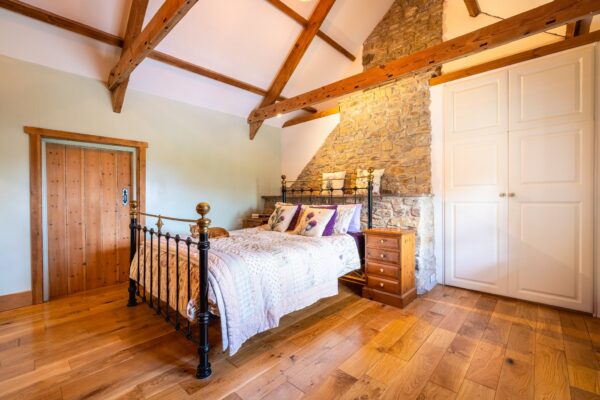 Longlands, SA62 4QB