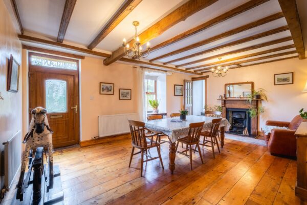 Longlands, SA62 4QB